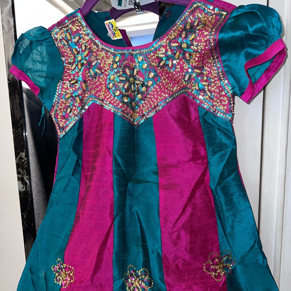 Girls Indian style dress 2-3yrs